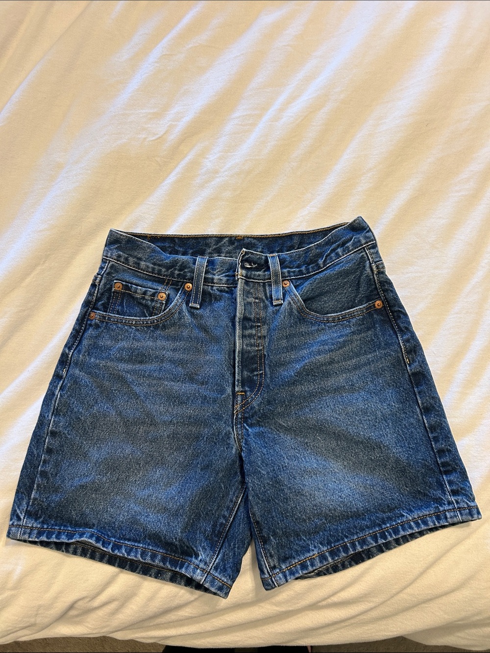 Levi's 501 Button-Fly Mid Thigh Shorts 100% Cotton Sz 25